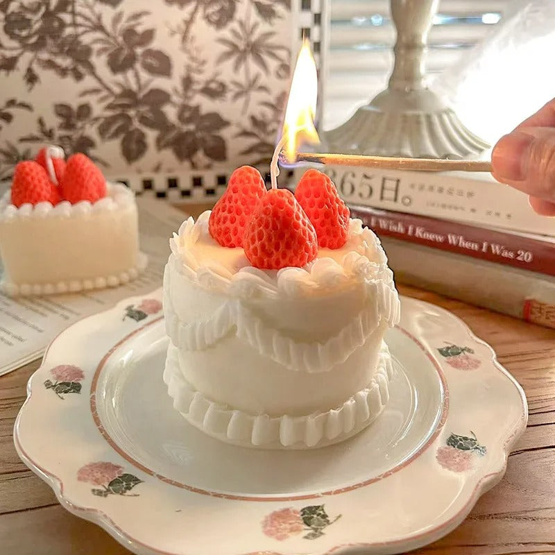 Strawberry Cream Cake Aromatherapy Candle