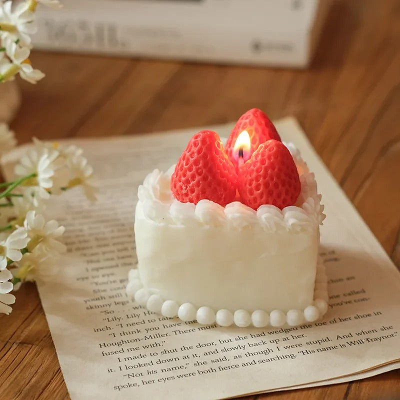 Strawberry Cream Cake Aromatherapy Candle