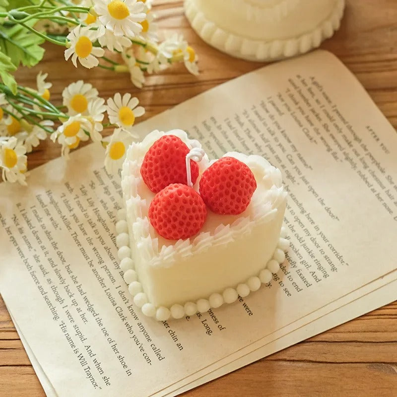 Strawberry Cream Cake Aromatherapy Candle