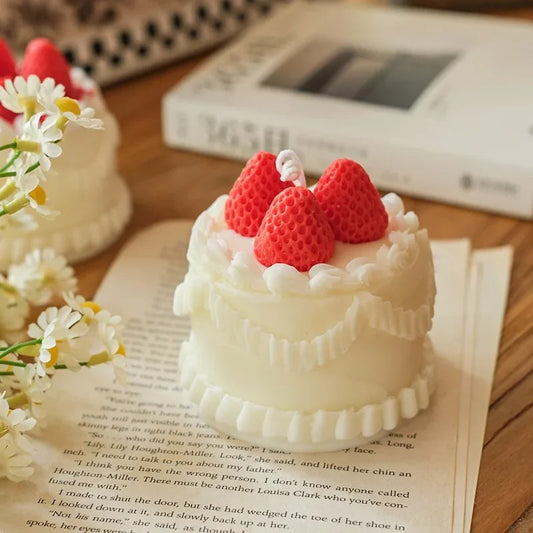 Strawberry Cream Cake Aromatherapy Candle